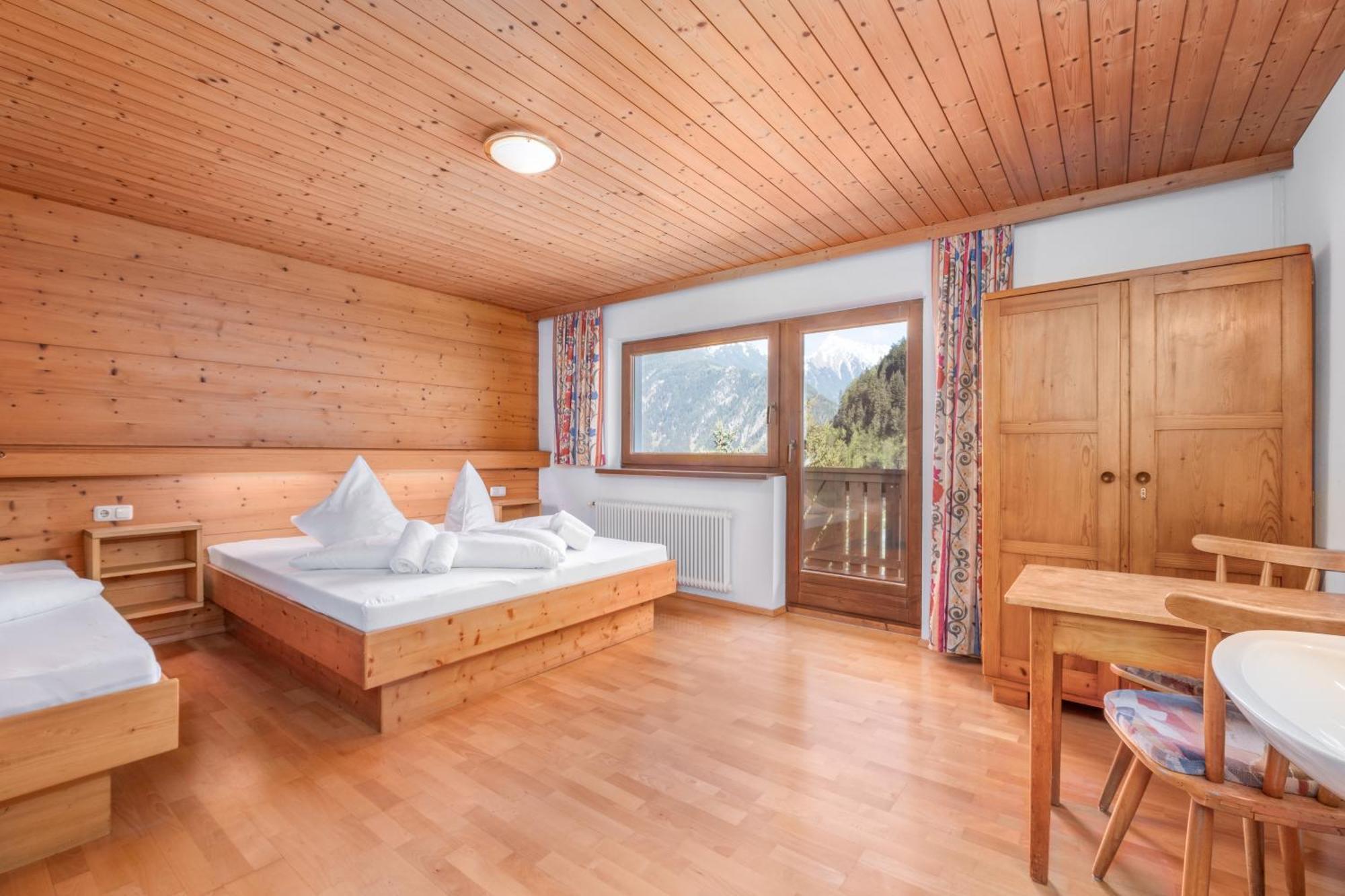 Haus Tuxerklamm Apartment Mayrhofen Exterior photo
