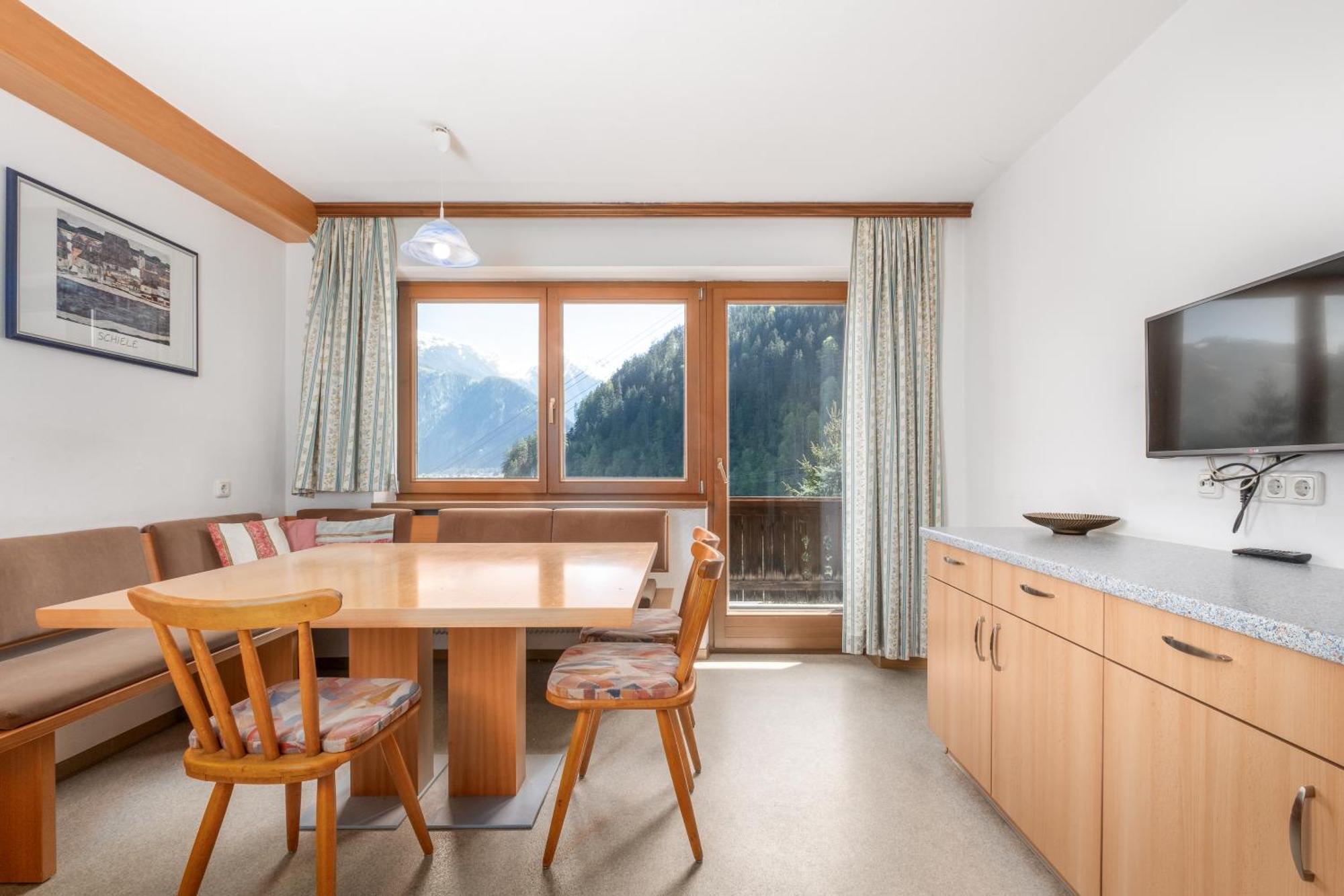 Haus Tuxerklamm Apartment Mayrhofen Exterior photo